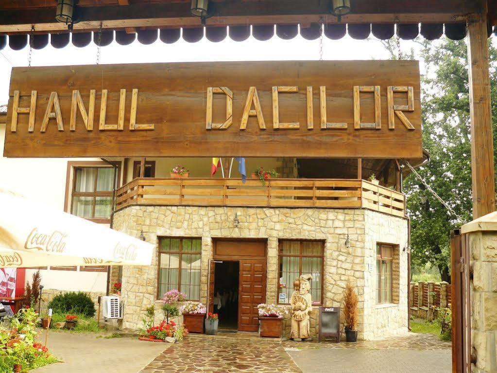 Hanul Dacilor Iasi Extérieur photo